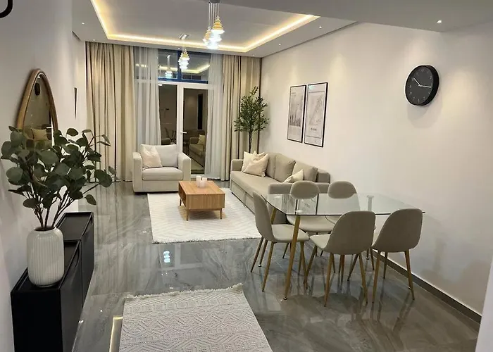 Luxury 1Bd Apt In Ajman Free Parking Near Beach