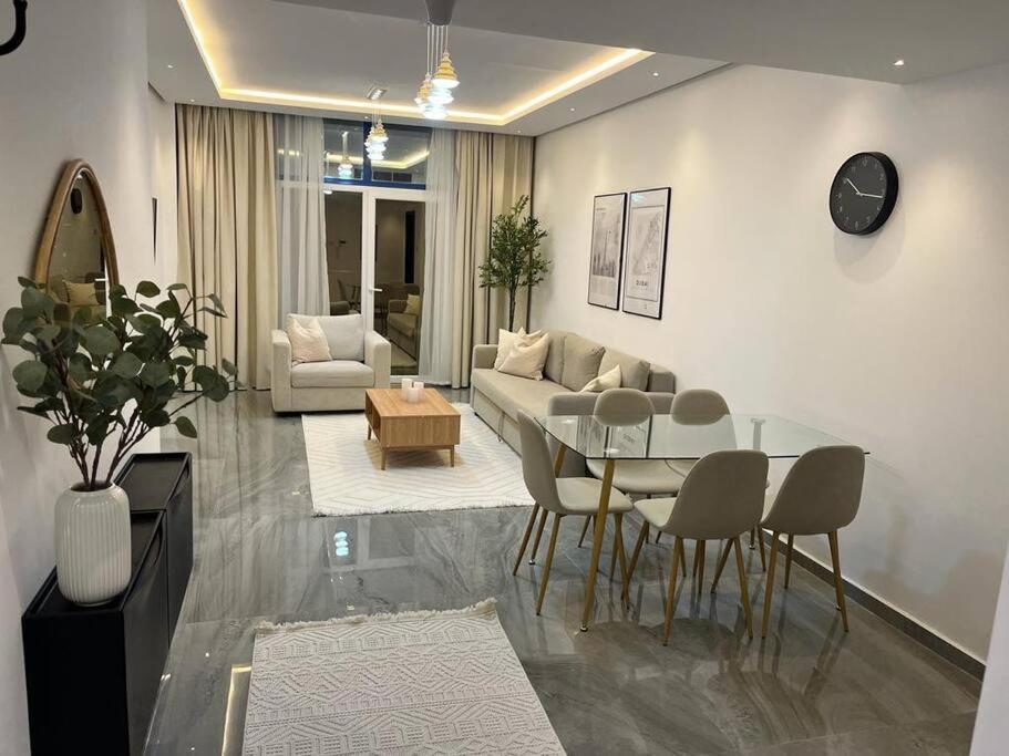 Luxury 1bd In Free Parking Near Apartment *